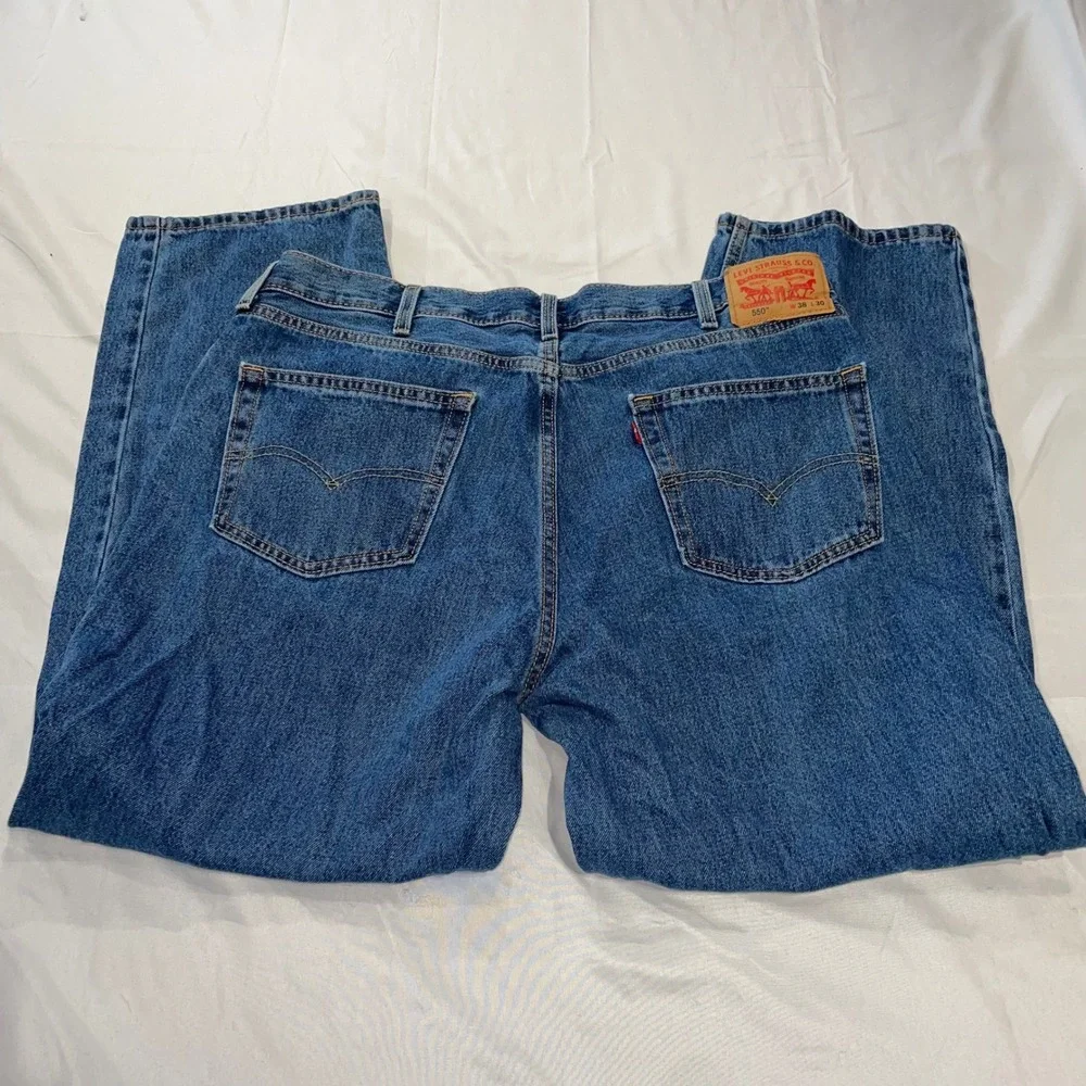 Levi's 550 Mens Relaxed Fit Tapered Leg Blue Denim Jeans 38x30 Medium Wash